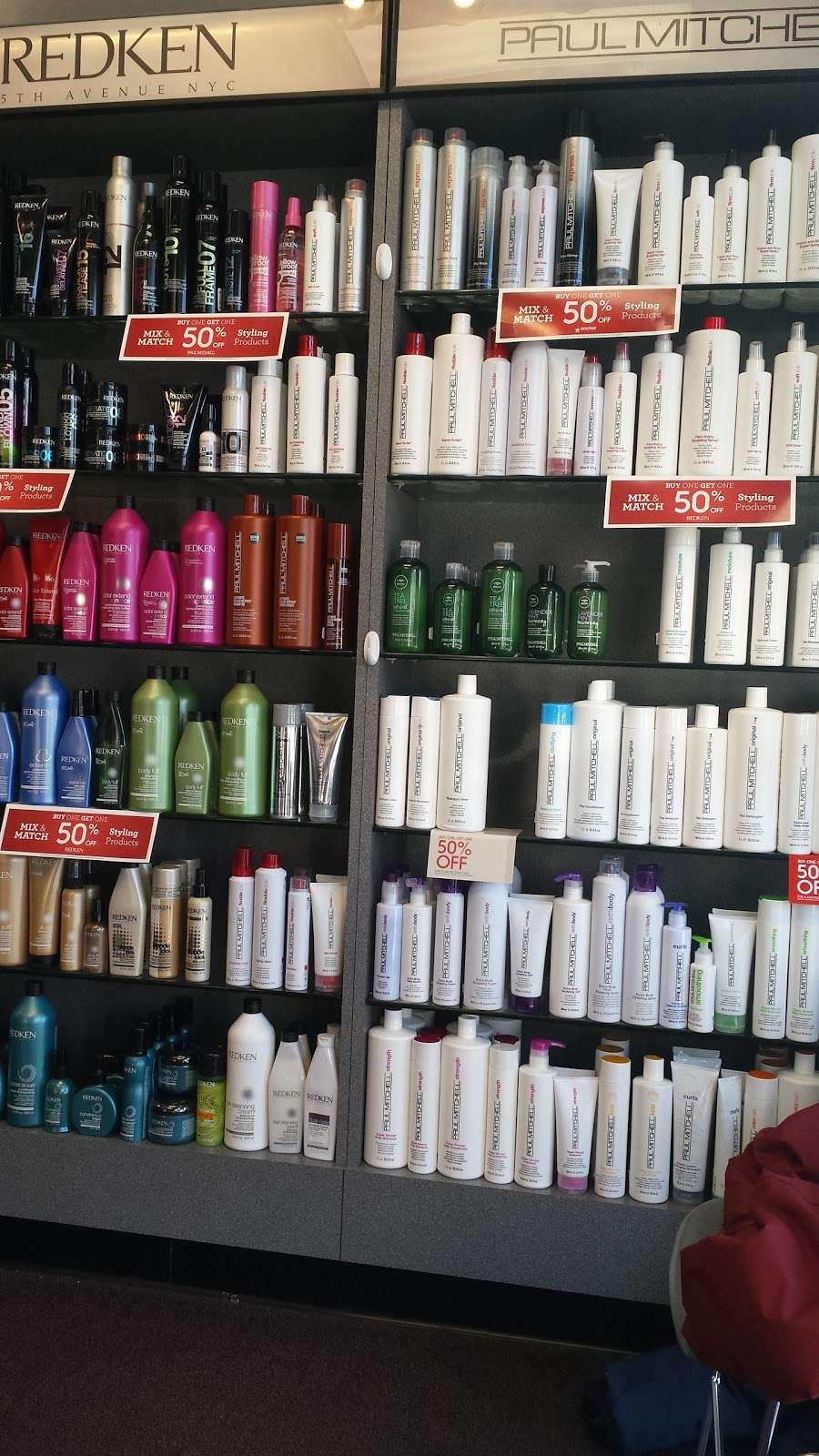 Cost Cutters, 677 S Eastwood Dr, Woodstock, IL 60098, USA