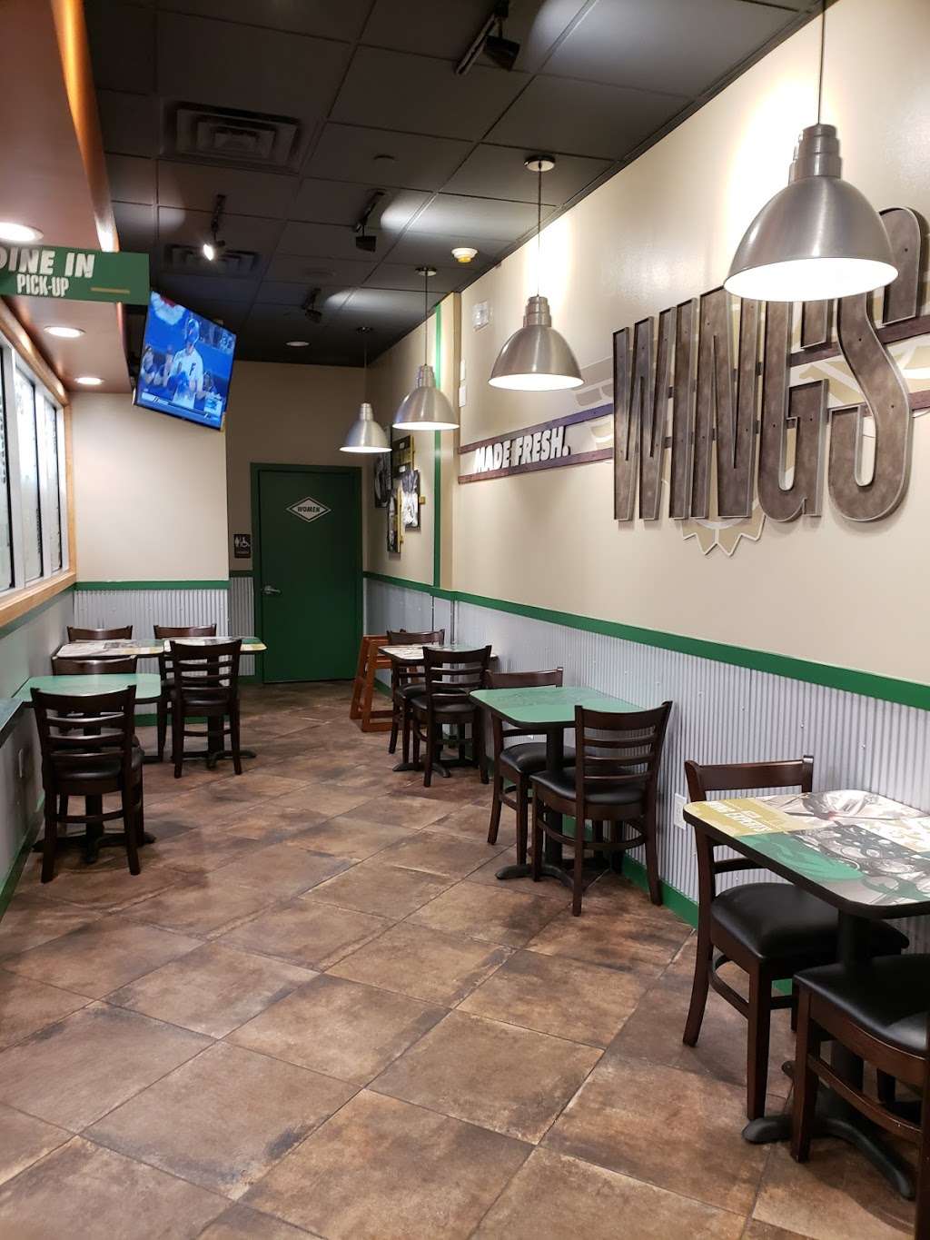 Wingstop | 2132 Lincoln Hwy, Edison, NJ 08817, USA | Phone: (732) 902-2000