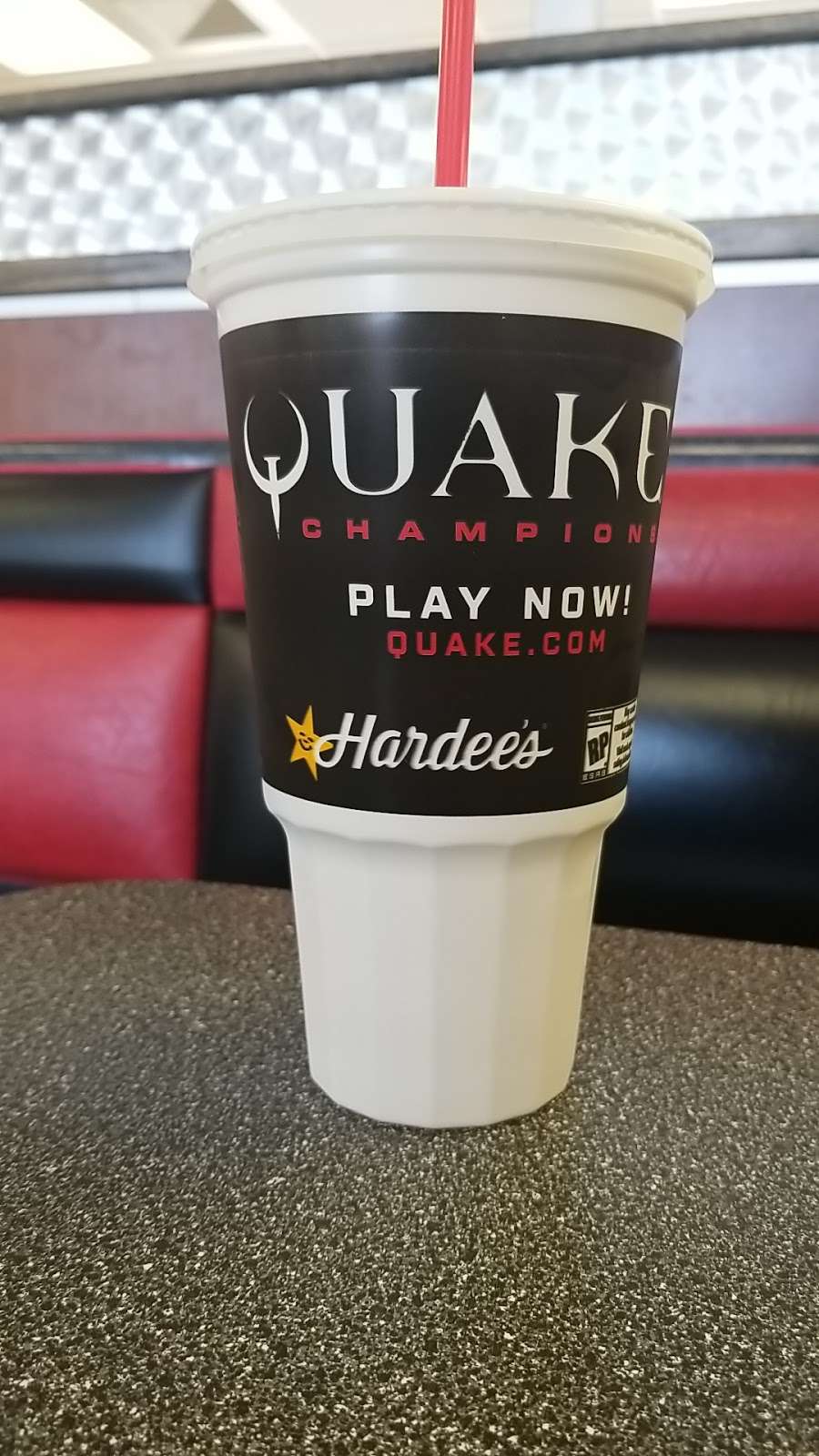 Hardees | 401 N Broadway St, Oak Grove, MO 64075, USA | Phone: (816) 690-6692