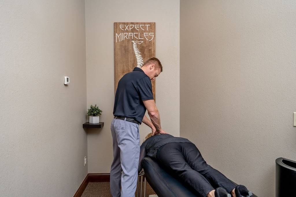 Engelken Chiropractic & Acupuncture | 2621 N Greenwich Rd Suite 500, Wichita, KS 67226 | Phone: (316) 440-6888