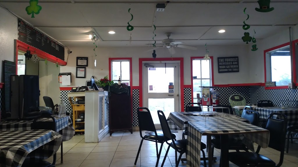 Aarons Pizza Shop | 16195 TX-16, Poteet, TX 78065, USA | Phone: (830) 276-1850