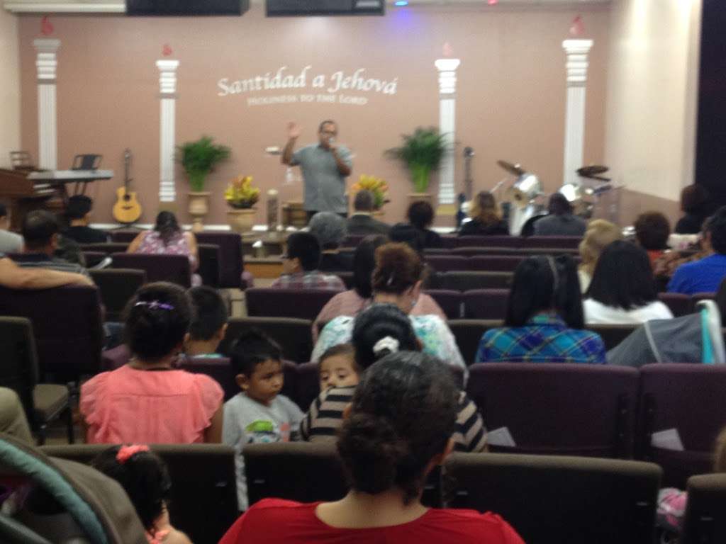Iglesia Misionera una Nueva Esperanza en Cristo Jesus | 2921 S Orlando Dr #210, Sanford, FL 32773 | Phone: (407) 694-5888