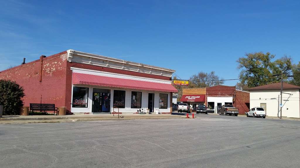 Odell Food Mart | 100 S Wauponsie, Odell, IL 60460, USA | Phone: (815) 998-2662