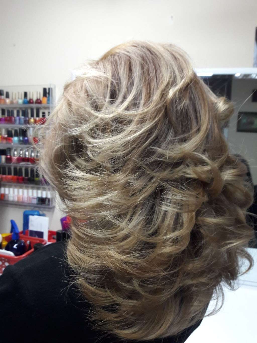 MC Salon El Artemiseno | 62 W 29th St, Hialeah, FL 33012, USA | Phone: (305) 815-7642