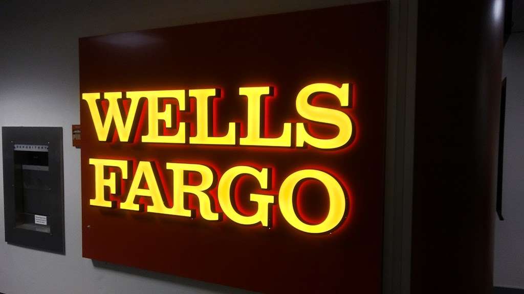 Wells Fargo Bank | 5757 Wayne Newton Blvd, Las Vegas, NV 89111 | Phone: (702) 765-1551