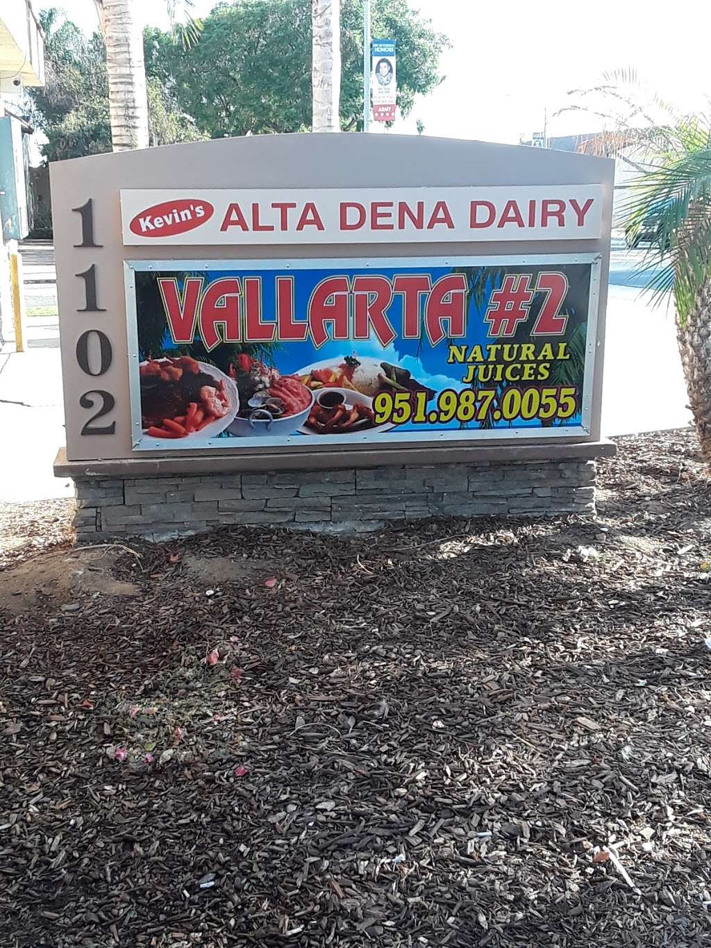 Vallarta#2 | 1102 S Main St, Corona, CA 92882 | Phone: (951) 987-0055