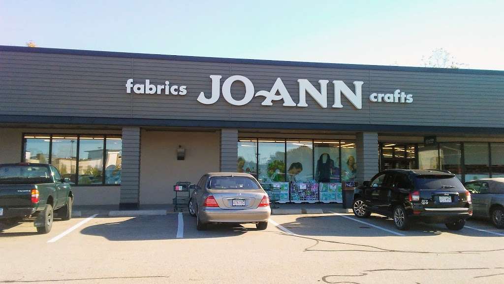 JOANN Fabrics and Crafts | 43 Middlesex Turnpike, Burlington, MA 01803, USA | Phone: (781) 272-9727