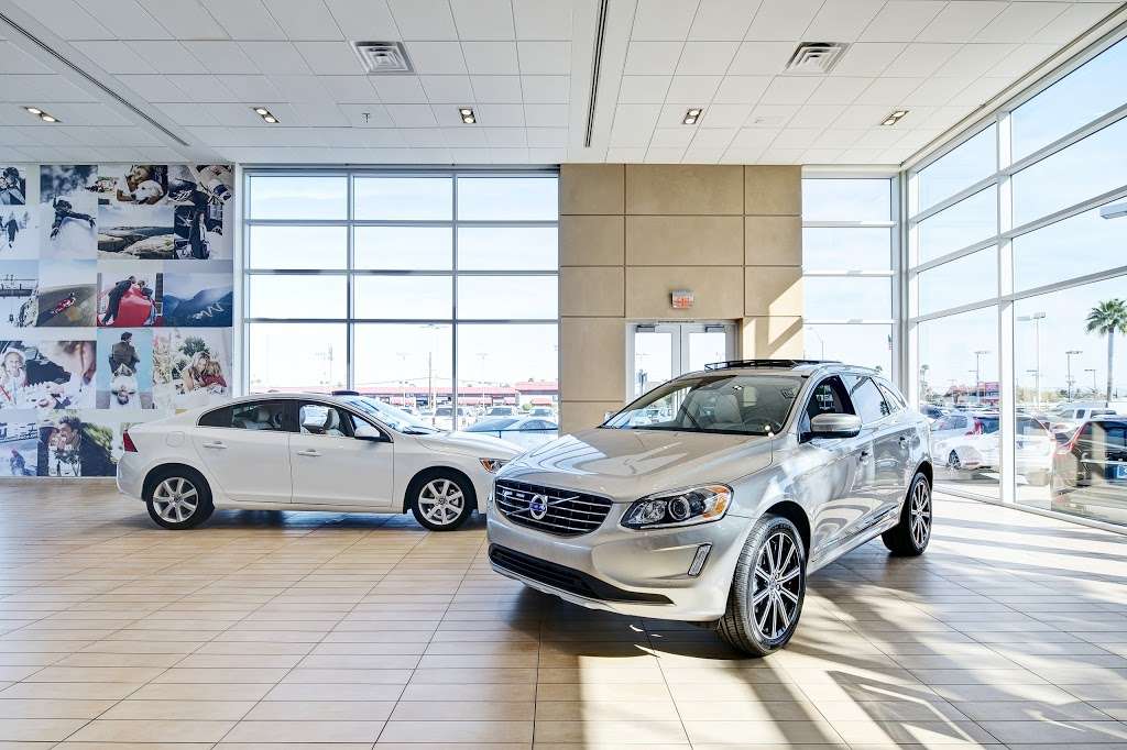 Volvo Cars of Phoenix | 2205 W Bell Rd, Phoenix, AZ 85023, USA | Phone: (602) 734-5540