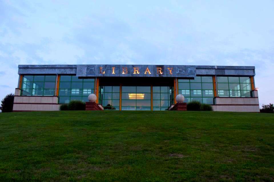 Ephrata Public Library | 550 S Reading Rd, Ephrata, PA 17522, USA | Phone: (717) 738-9291