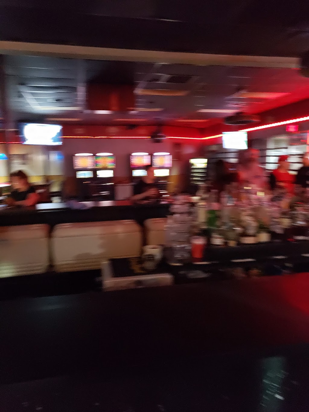 Cypress Lounge bar | 11945 Barwood Bend Dr, Houston, TX 77065, USA | Phone: (281) 897-9357