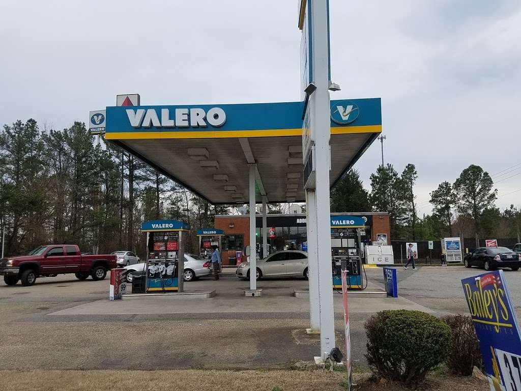 Valero | 5116 Mudd Tavern Rd, Woodford, VA 22580, USA