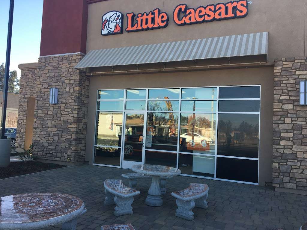 Little Caesars Pizza | 345 E 4th St, Perris, CA 92570, USA | Phone: (951) 657-8442