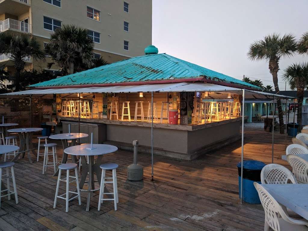 Sea Vista Resort | 1701 S Atlantic Ave, New Smyrna Beach, FL 32169, USA | Phone: (800) 874-3917