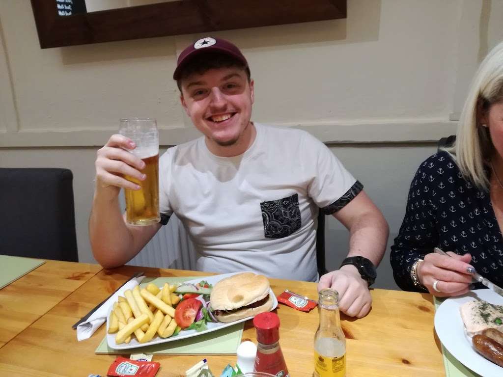 Kings Arms | Stifford Clays Rd, Orsett, Grays RM16 3LX, UK | Phone: 01375 891219