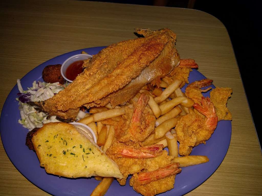 Capt. Bennys Seafood | 1200 East Blvd, Deer Park, TX 77536, USA | Phone: (281) 476-1513