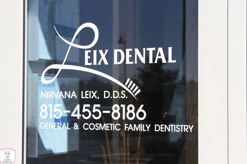 Leix Dental, Dr. Nirvana L. Leix, DDS | 8505 Redtail Dr j, Village of Lakewood, IL 60014, USA | Phone: (815) 455-8186