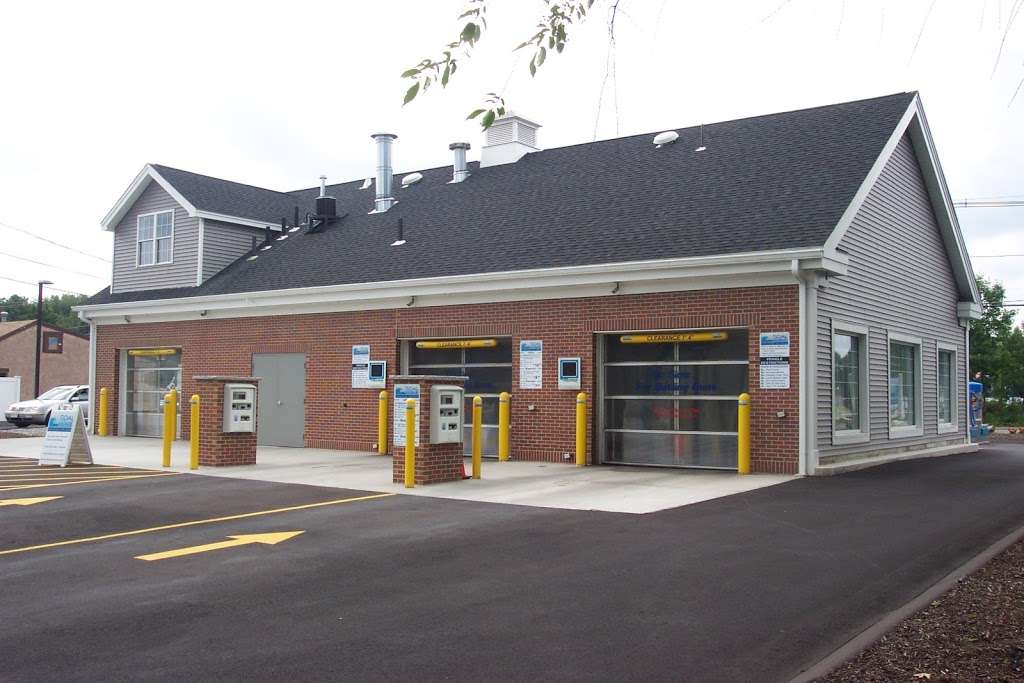 Tidal Wave Car Wash | 0 Littleton Rd, Ayer, MA 01432, USA | Phone: (978) 621-1496