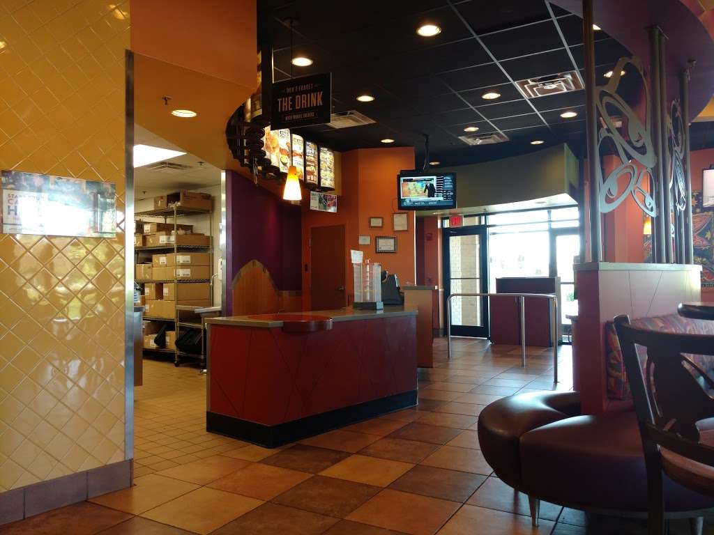 Taco Bell | 13320 S Highway 47, Huntley, IL 60142, USA | Phone: (847) 515-8214