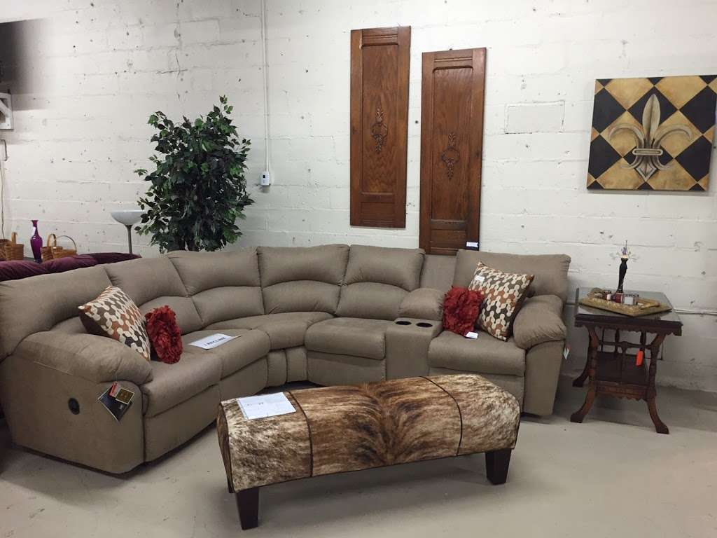 Furniture Consign & Design | 1812 Virginia St, Annapolis, MD 21401, USA | Phone: (410) 295-6610