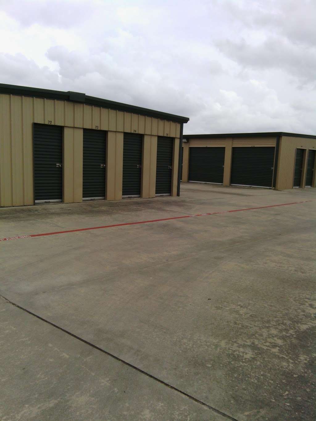 LockTite Storage Pasadena | 5035 Burke Rd, Pasadena, TX 77504 | Phone: (281) 487-7799