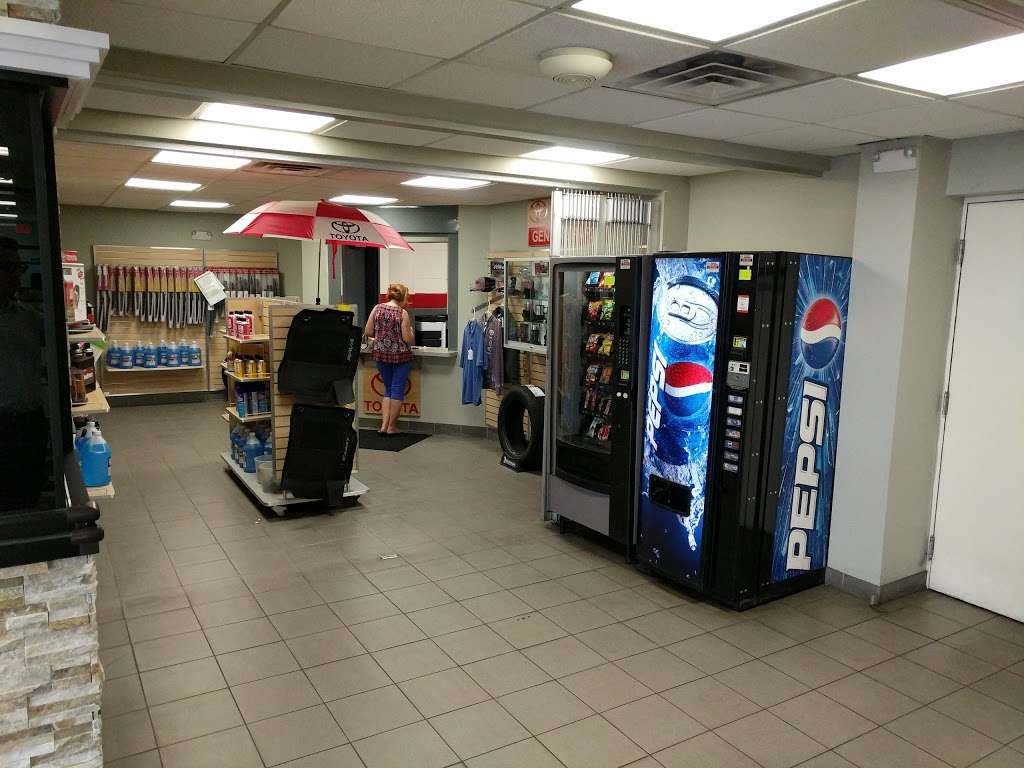 Galaxy Toyota | 750 NJ-36, Eatontown, NJ 07724, USA | Phone: (732) 544-1000