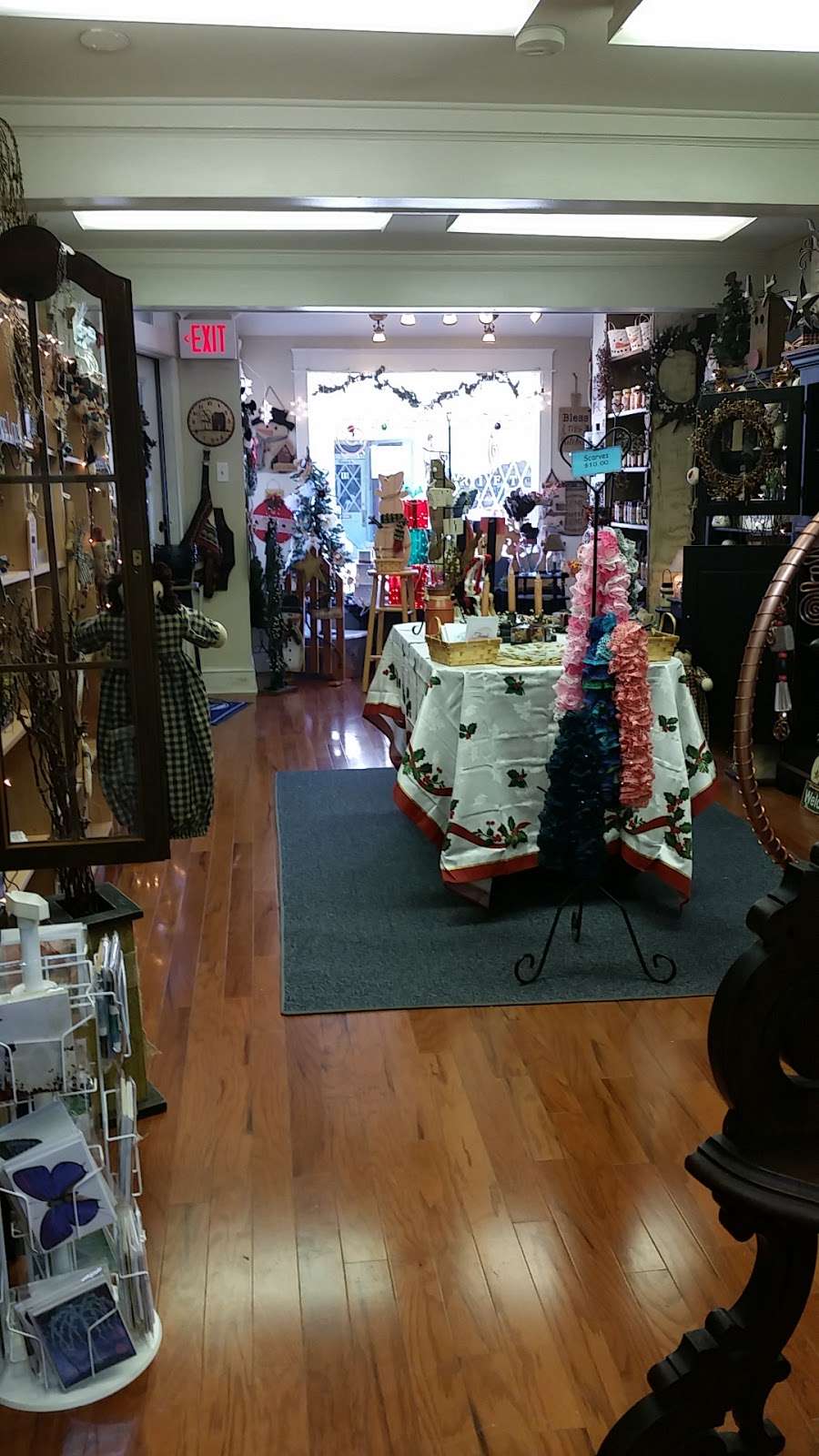 Heffernans Little Craft Shop | 12 S Lansdowne Ave, Lansdowne, PA 19050, USA | Phone: (610) 622-1142