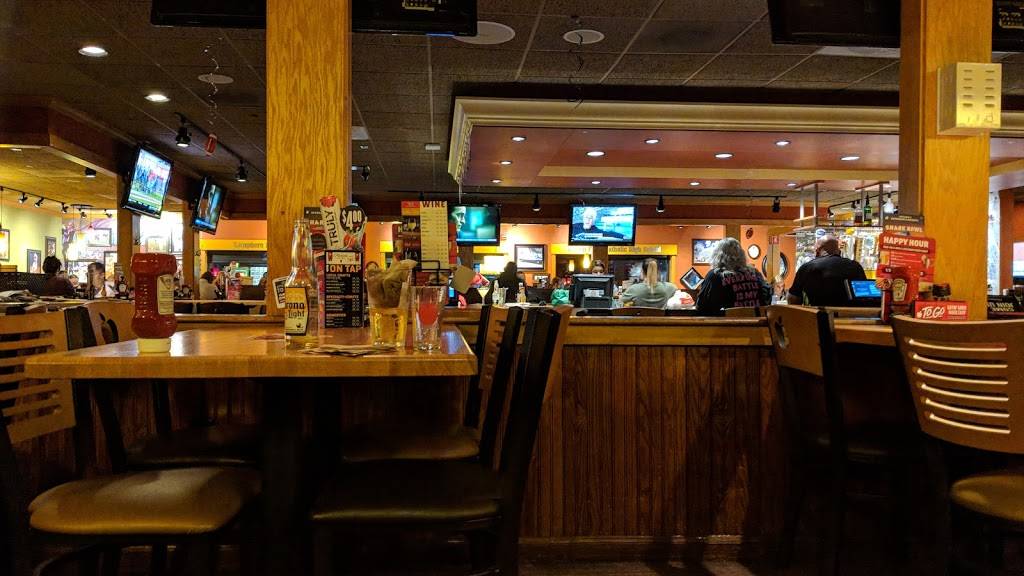 Applebees Grill + Bar | 1275 W 14 Mile Rd, Madison Heights, MI 48071, USA | Phone: (248) 589-9889