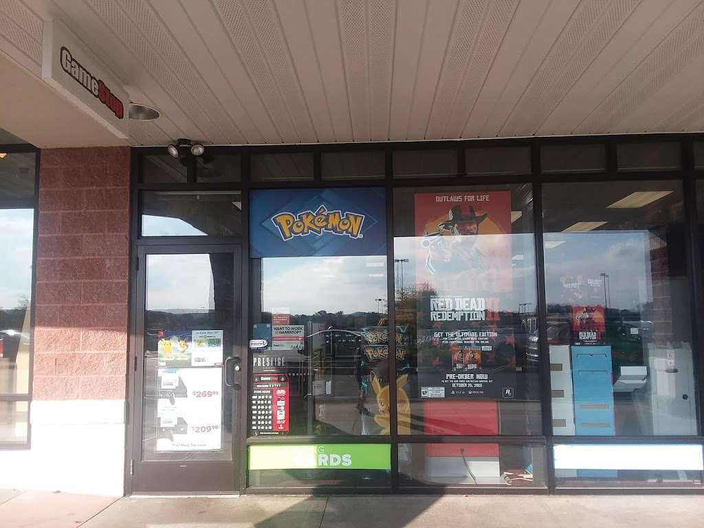 GameStop Prestige | Douglass Town Center, 173 Holly Rd #40, Gilbertsville, PA 19525 | Phone: (610) 367-1397