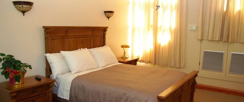 Zora Bed and Breakfast | 420 Bouny St, New Orleans, LA 70114 | Phone: (504) 723-7367