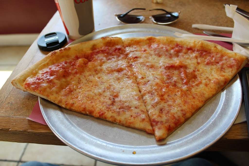 Marias Pizza and Pasta | 214 Ridge Pike, Conshohocken, PA 19428, USA | Phone: (610) 941-2300