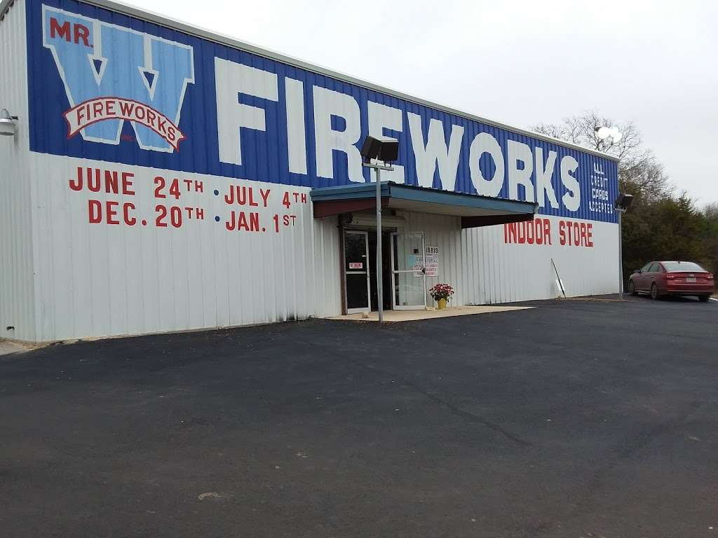 Mr. W. Fireworks | 18819 FM 2252, San Antonio, TX 78266, USA | Phone: (210) 651-4320