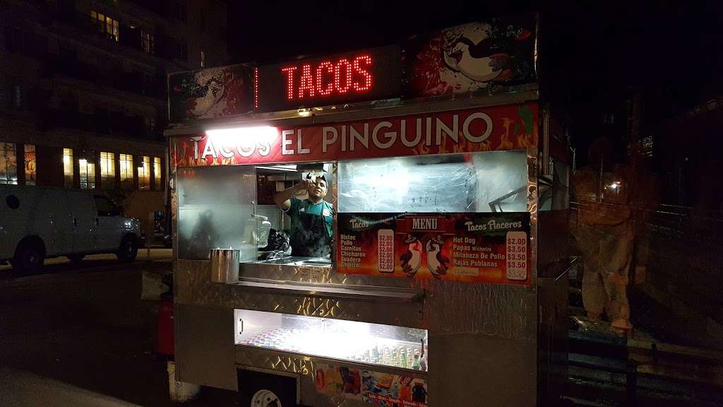 Tacos El Pinguino | 181 Bay St, Staten Island, NY 10301, USA | Phone: (929) 353-8160