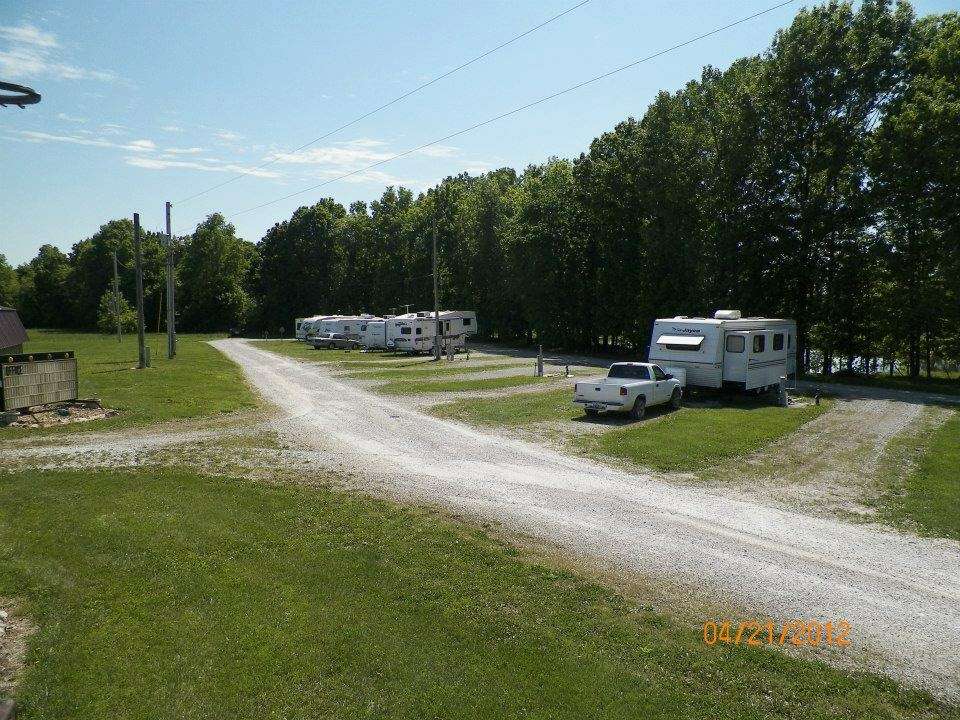 3 Mile RV Park | I-49 and MO 52 EAST EXIT 129, Butler, MO 64730, USA | Phone: (660) 679-4718