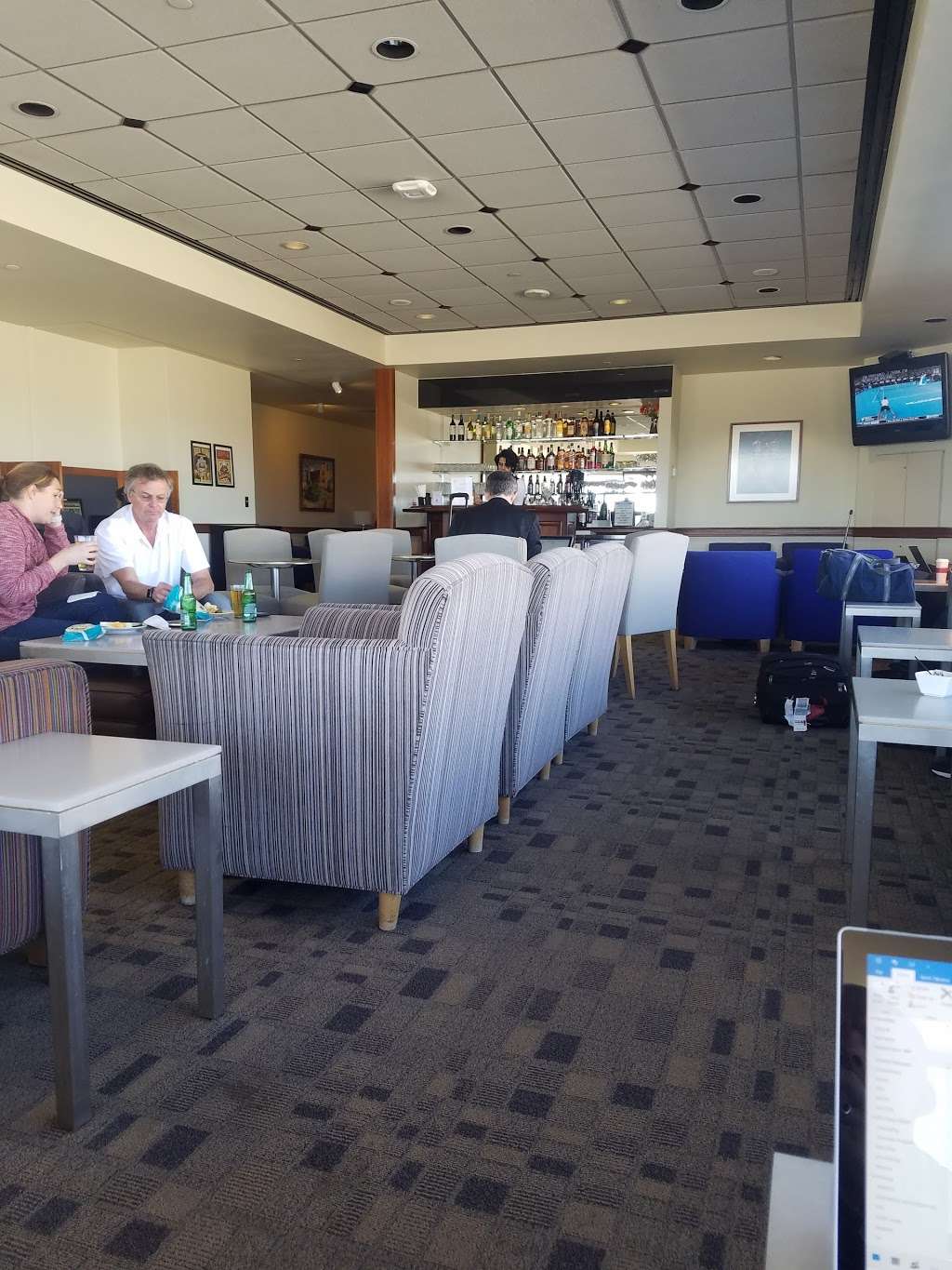 British Airways Lounge | 3400 E Sky Harbor Blvd, Phoenix, AZ 85034, USA