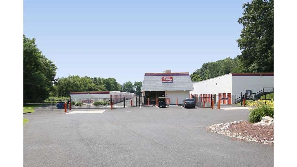 Public Storage | 500 S Flowers Mill Rd, Langhorne, PA 19047, USA | Phone: (484) 450-8228