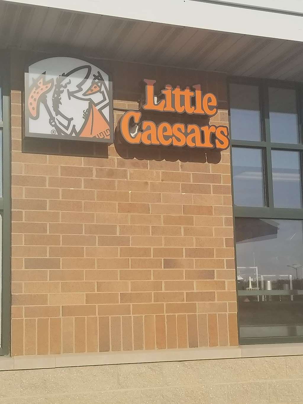 Little Caesars Pizza | S69W15465 Janesville Rd, Muskego, WI 53150, USA | Phone: (262) 432-5700