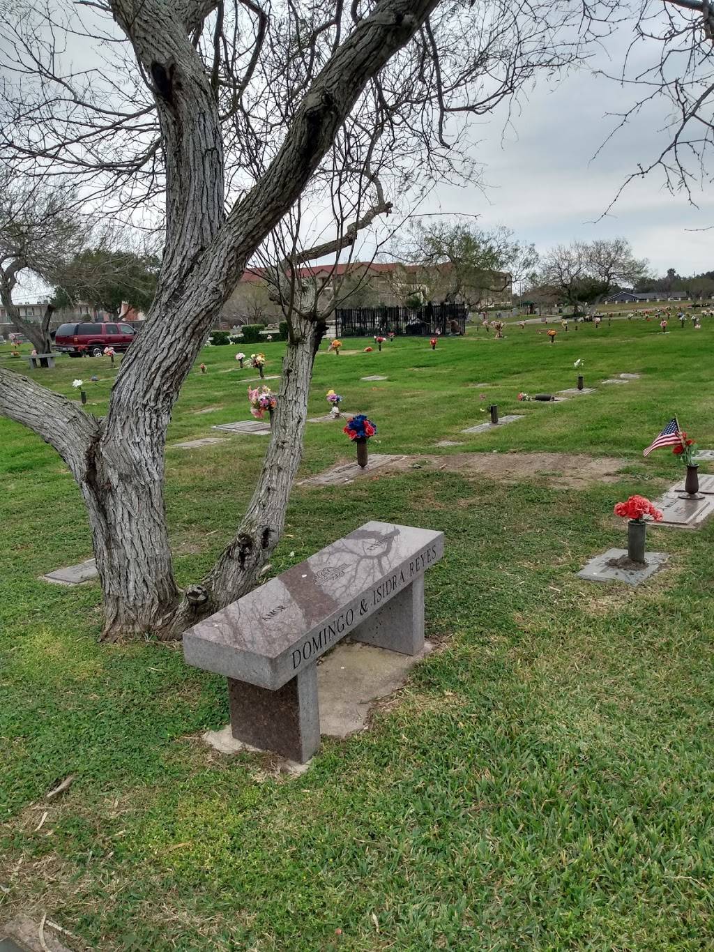 Selenas Gravesite | Seaside memorial, Corpus Christi, TX 78412 | Phone: (361) 992-9411