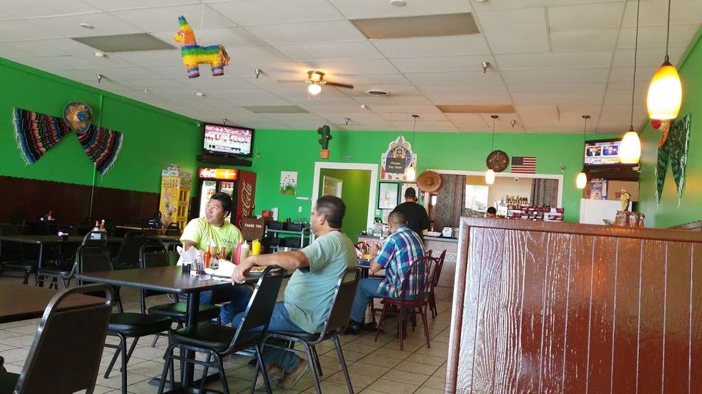 Taqueria & Restaurant Vargas | 7220 Rockville Rd, Indianapolis, IN 46214, USA | Phone: (317) 731-6262