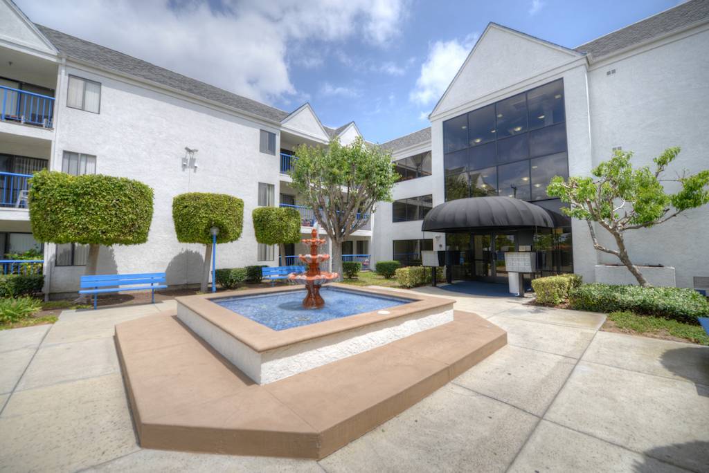 Casa Pacifica Senior Apartments | 2201 S Pacific Ave, Santa Ana, CA 92704, USA | Phone: (714) 751-7222