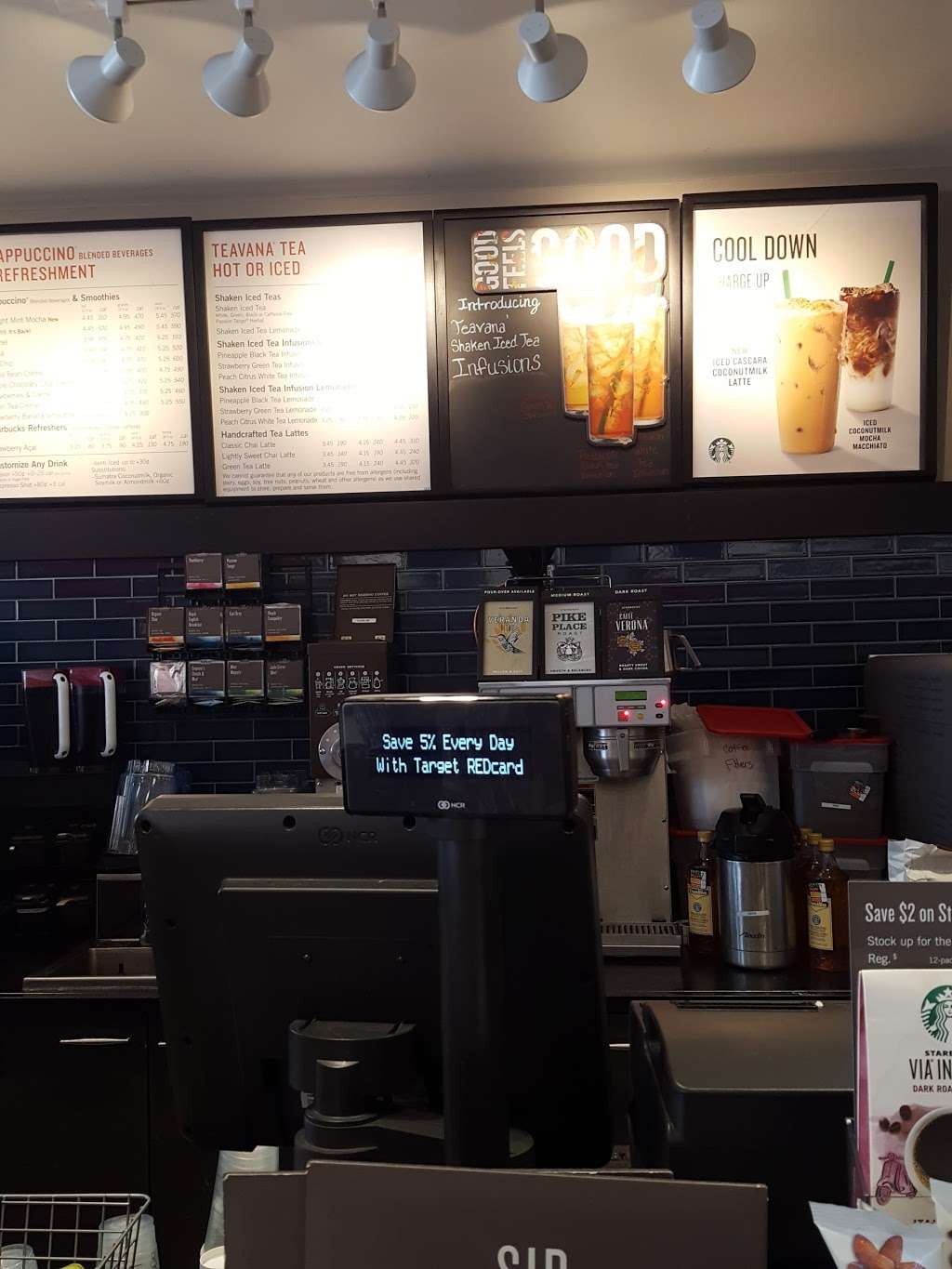 Starbucks | 1730 Hempstead Turnpike, Elmont, NY 11003 | Phone: (800) 782-7282