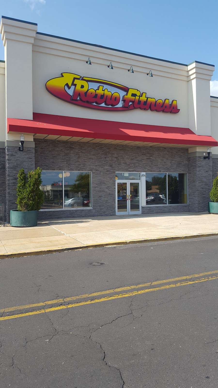 Retro Fitness | 200 Blair Mill Rd, Horsham, PA 19044, USA | Phone: (215) 394-8394