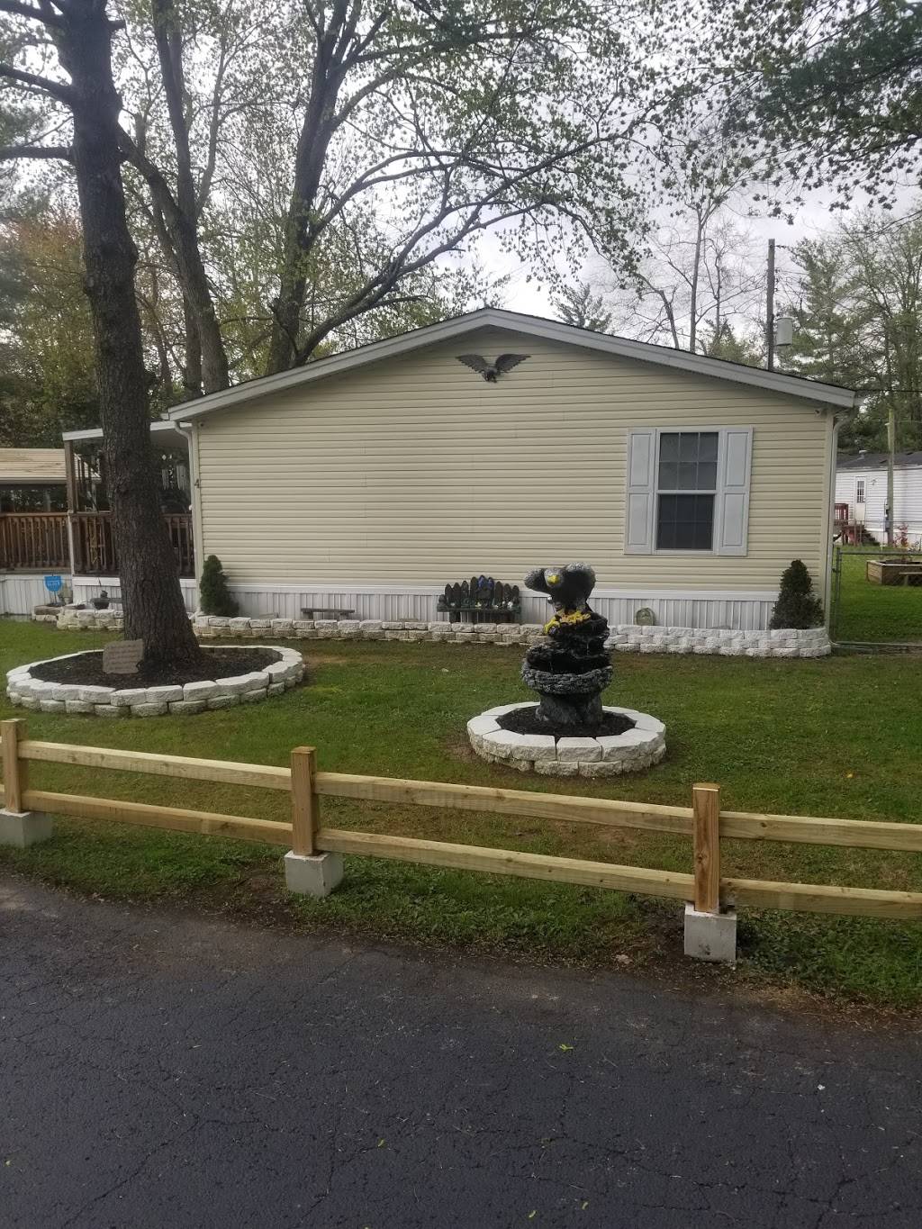 Southland Mobile Home Community | 401 Outer Loop, Louisville, KY 40214, USA | Phone: (502) 236-5045