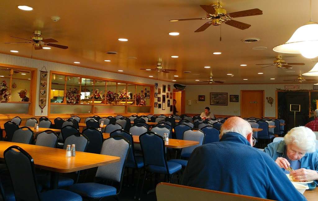 Kauffmans Bar-B-Que Restaurant | 33 Gravel Pit Rd, Bethel, PA 19507, USA | Phone: (717) 933-8415