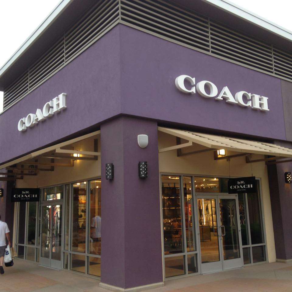 Coach | 4976 Premium Outlets Way SPACE #700, Chandler, AZ 85226, USA | Phone: (480) 639-1724