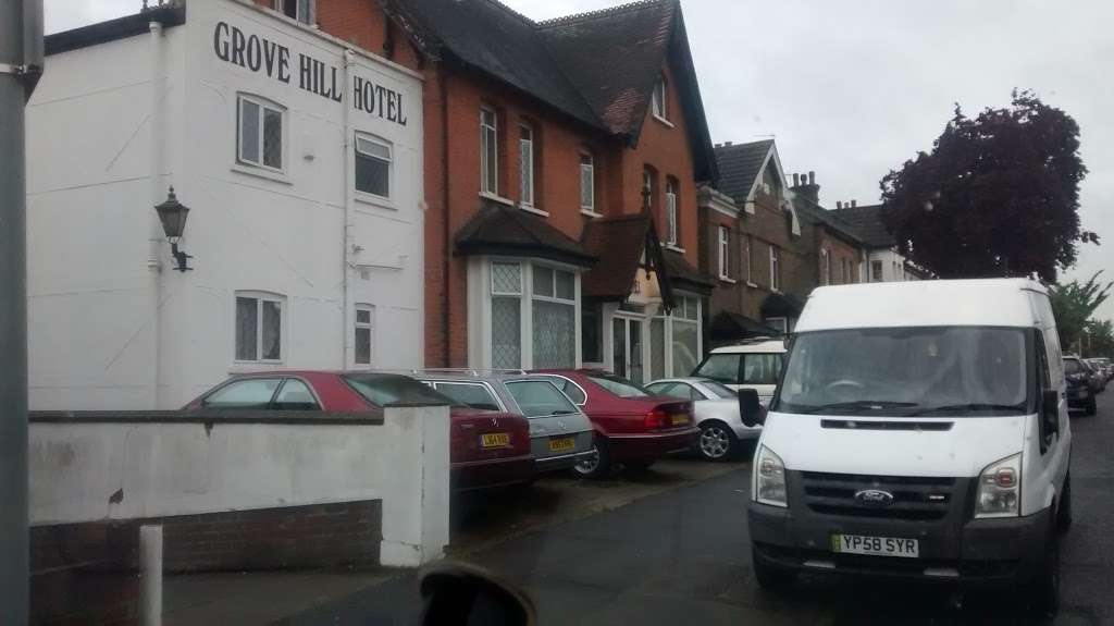 Grove Hill Hotel London | 38 Grove Hill, South Woodford, London E18 2JG, UK | Phone: 020 8989 3344