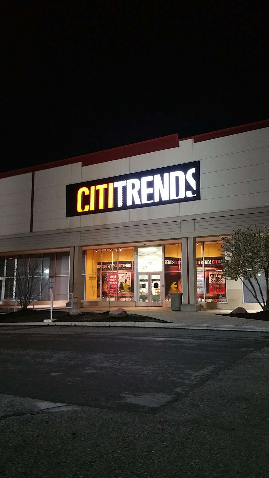 Citi Trends | 8650 E 63rd St, Kansas City, MO 64133 | Phone: (816) 743-6704