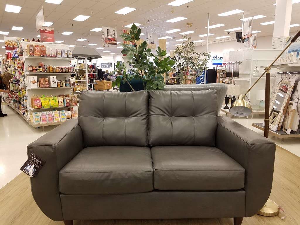 Marshalls & HomeGoods | 655 Broadway, Saugus, MA 01906, USA | Phone: (781) 233-0266