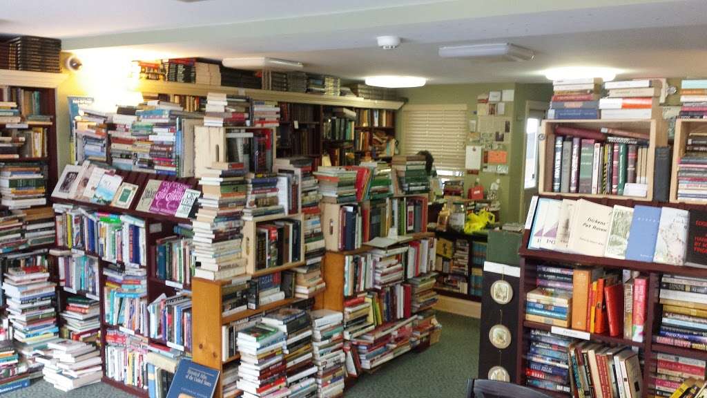 Montgomery Book Exchange | 13 Union St, Montgomery, NY 12549, USA | Phone: (845) 764-1787