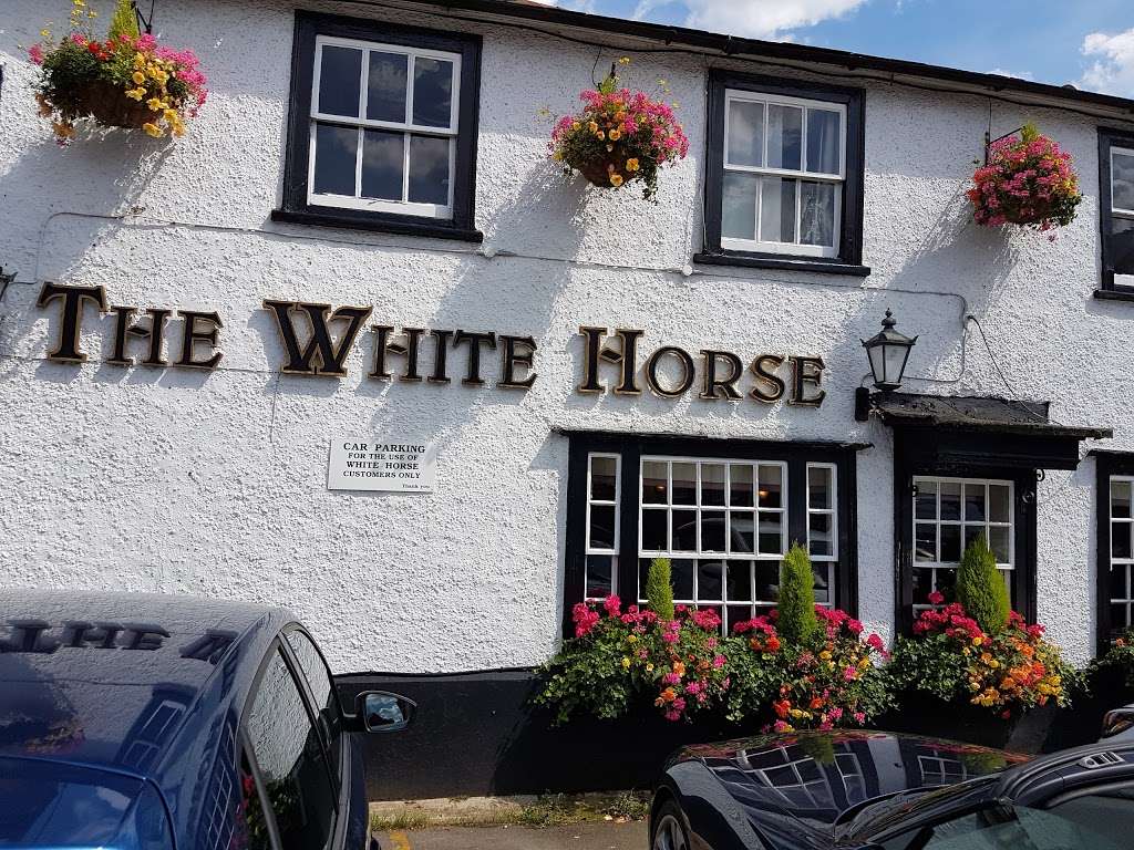 The White Horse | 30 Mill Ln, Welwyn AL6 9ET, UK | Phone: 01438 714366