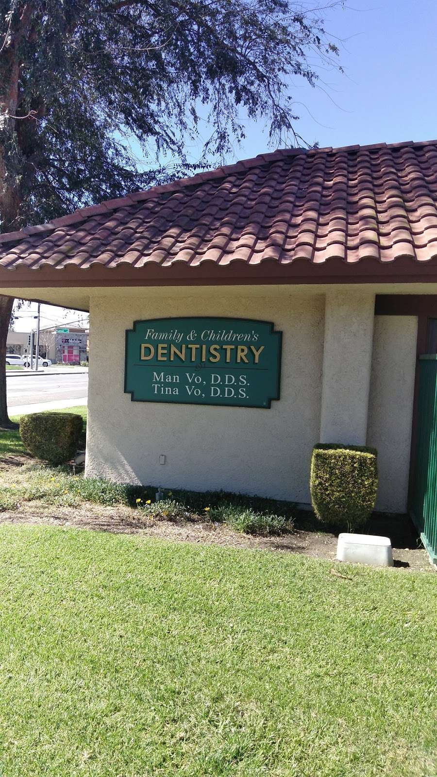 Man Vo, DDS/Tina Vo, DDS | 5013 Arlington Ave, Riverside, CA 92504, USA | Phone: (951) 688-4772